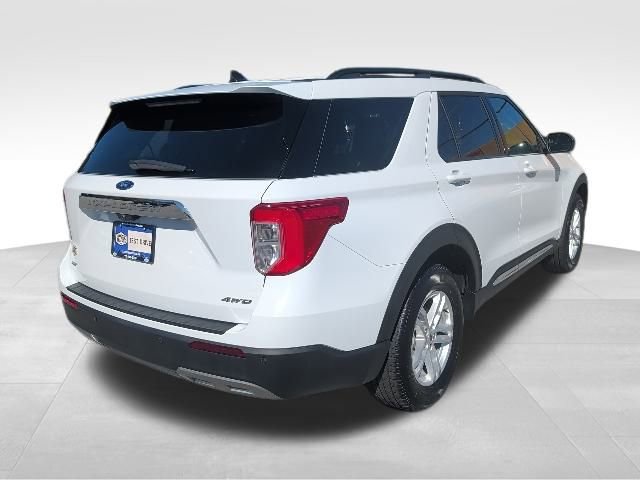 Certified 2023 Ford Explorer XLT w/ Equipment Group 202A image 7