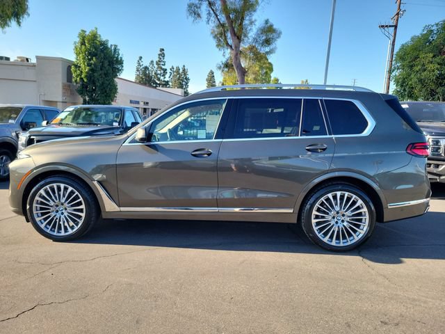 Used 2024 BMW X7 xDrive40i w/ Parking Assistance Package AWD/4WD image 29