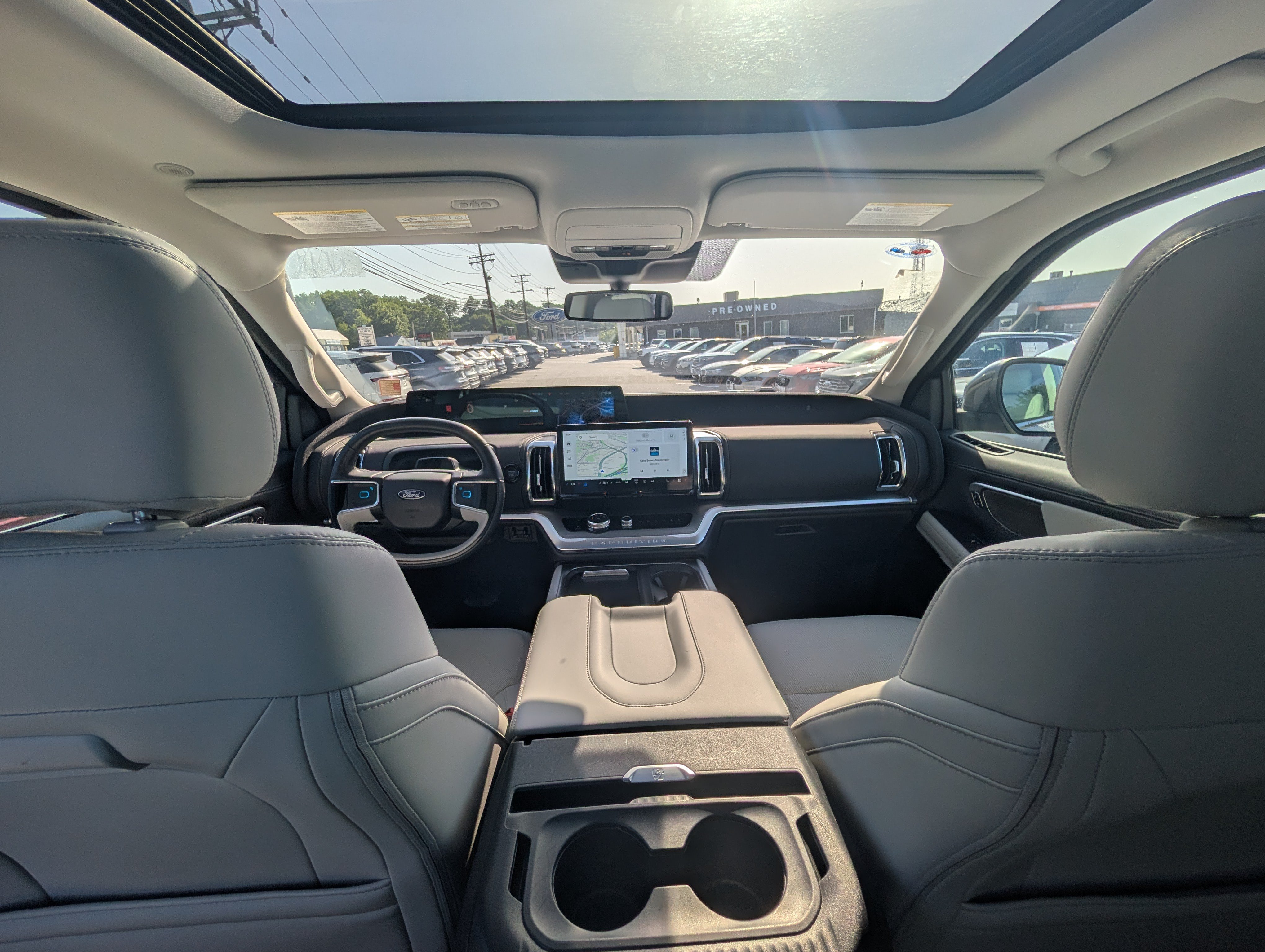Certified 2025 Ford Expedition Max Platinum AWD/4WD image 23