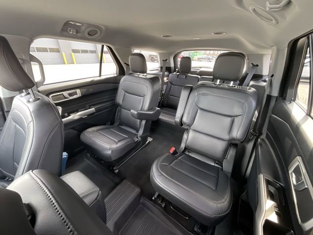 Certified 2023 Ford Explorer XLT w/ Equipment Group 202A AWD/4WD image 24