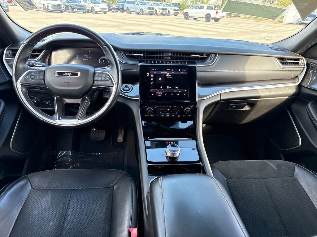 Used 2021 Jeep Grand Cherokee L Laredo image 8