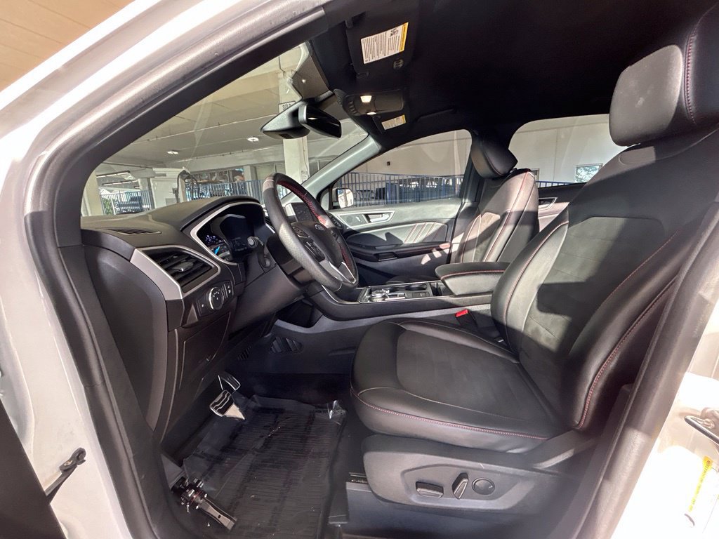 Certified 2021 Ford Edge ST-Line FWD image 11