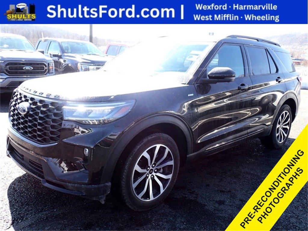 Certified 2025 Ford Explorer ST-Line image 7