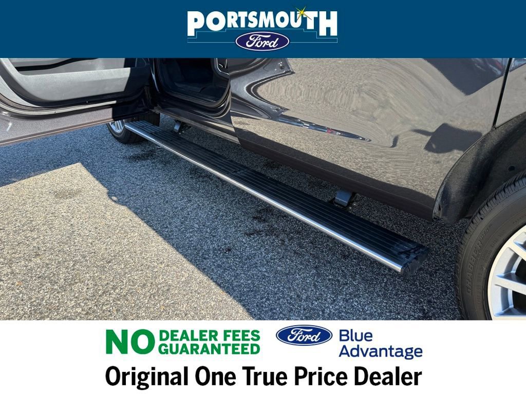 Certified 2024 Ford Expedition Max Platinum image 33