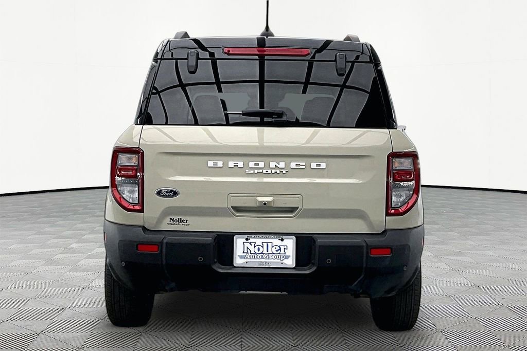 Certified 2025 Ford Bronco Sport Outer Banks w/ Outer Banks Tech Package+ AWD/4WD image 4