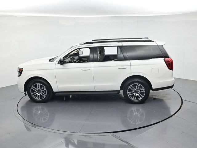 Certified 2025 Ford Expedition Active AWD/4WD image 48