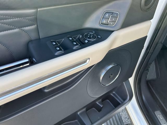 Certified 2023 Ford Expedition Platinum RWD image 18