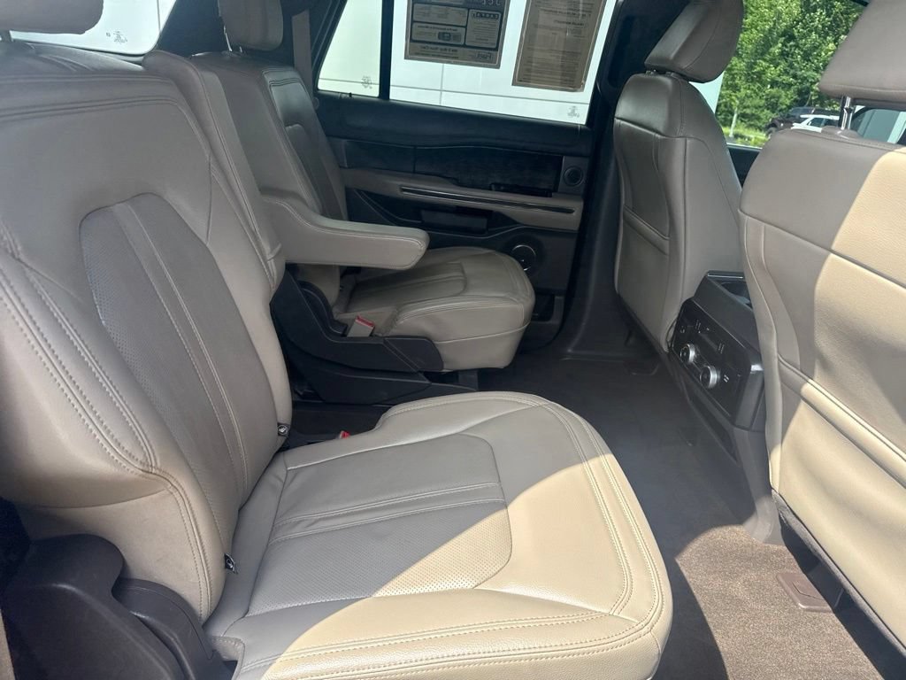 Certified 2021 Ford Expedition Max Limited RWD image 25