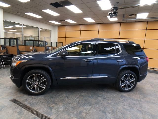 Used 2019 GMC Acadia Denali w/ Technology Package image 2