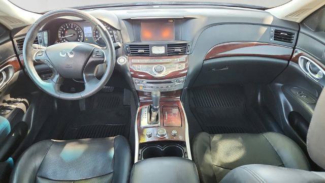 Used 2017 INFINITI Q70 L 3.7 RWD image 28