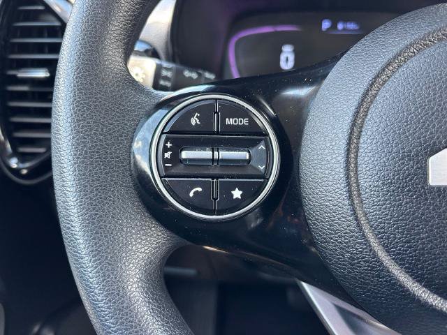 Used 2024 Kia Soul S FWD image 24