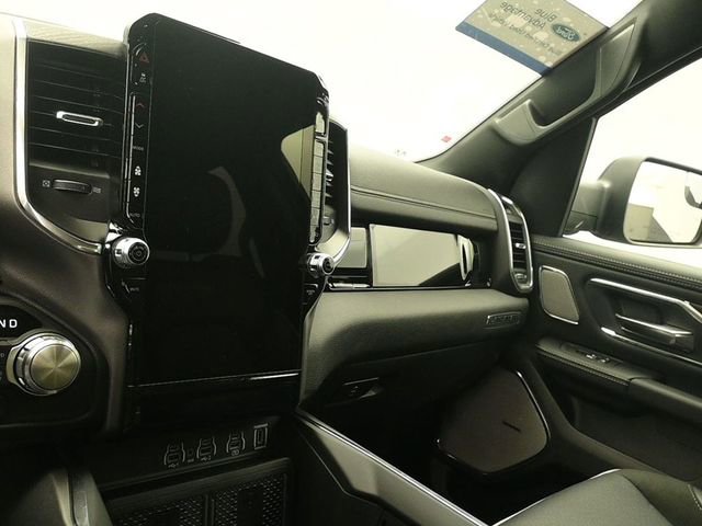 Used 2026 RAM 1500 Laramie w/ Night Edition image 15
