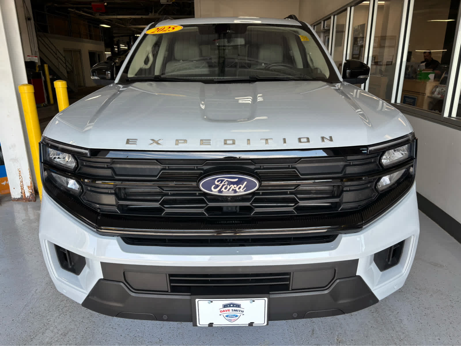 Certified 2025 Ford Expedition Active AWD/4WD image 7