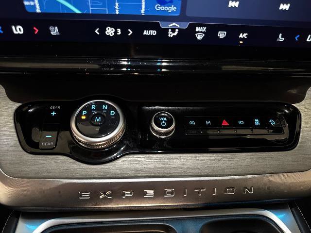 Certified 2025 Ford Expedition Platinum AWD/4WD image 30