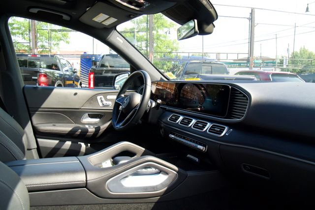 Used 2025 Mercedes-Benz GLE 350 4MATIC image 27