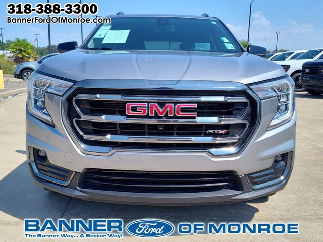 Used 2024 GMC Terrain AT4 w/ Infotainment Package II AWD/4WD image 12