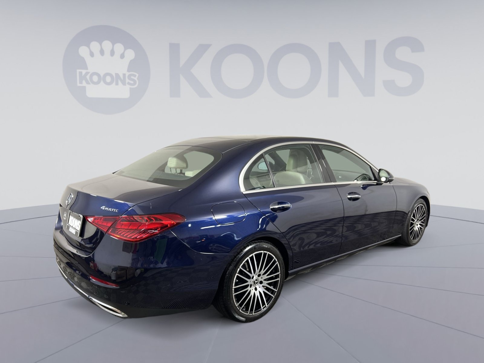 Used 2023 Mercedes-Benz C 300 4MATIC Sedan image 11