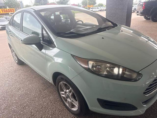 Certified 2017 Ford Fiesta SE FWD image 5