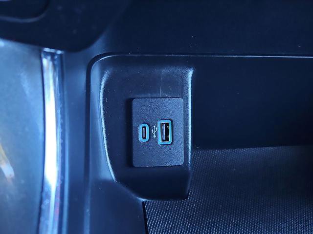 Certified 2022 Ford F150 XLT w/ Equipment Group 302A High image 14