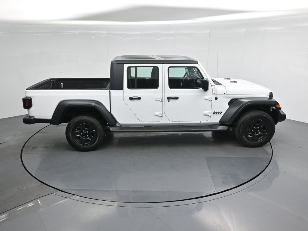 Used 2020 Jeep Gladiator Sport image 36