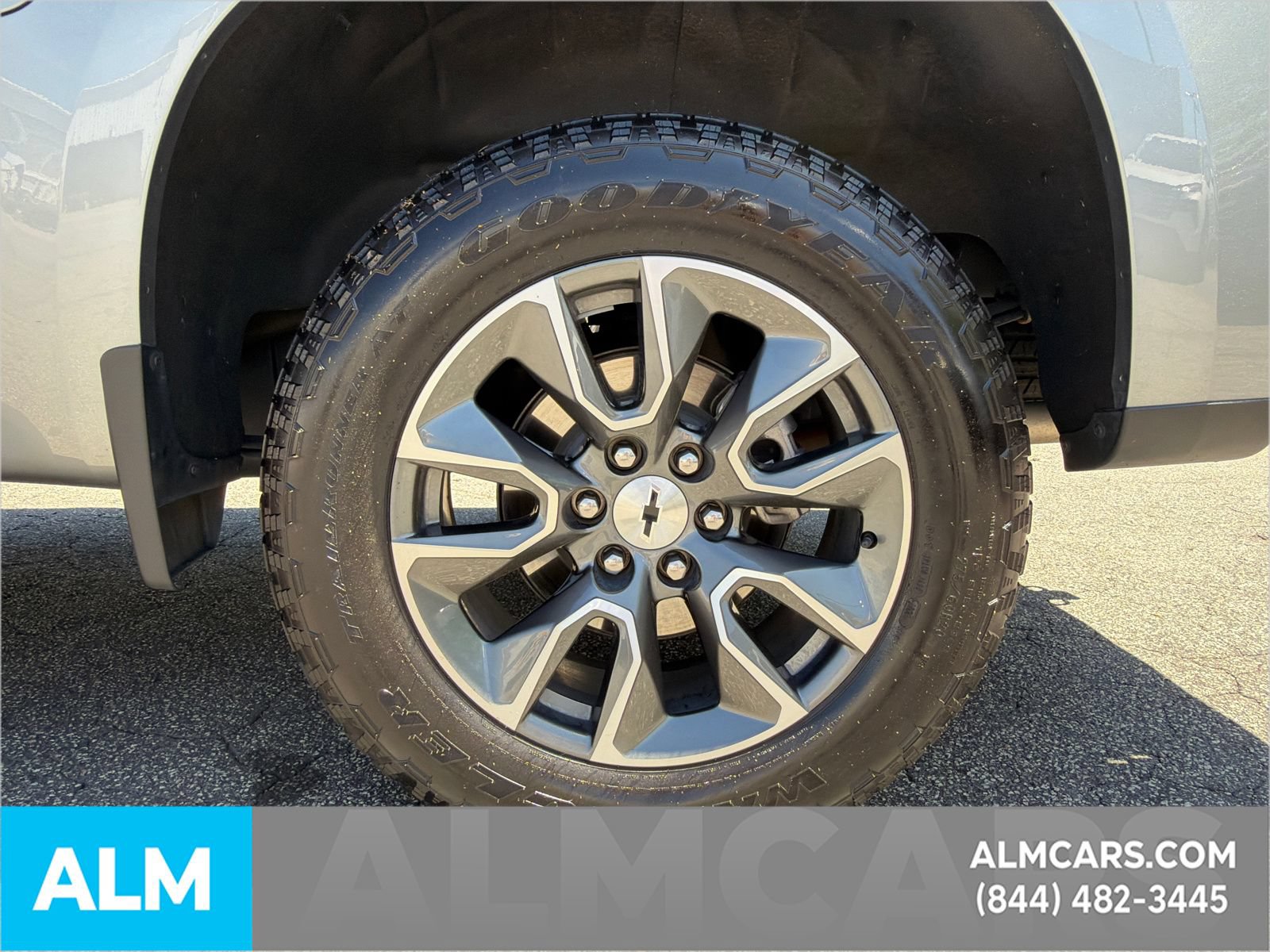 Used 2024 Chevrolet Silverado 1500 RST w/ Convenience Package II AWD/4WD image 22