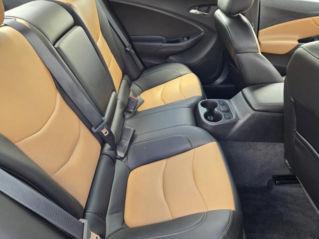 Used 2018 Chevrolet Volt Premier w/ Driver Confidence Package FWD image 29