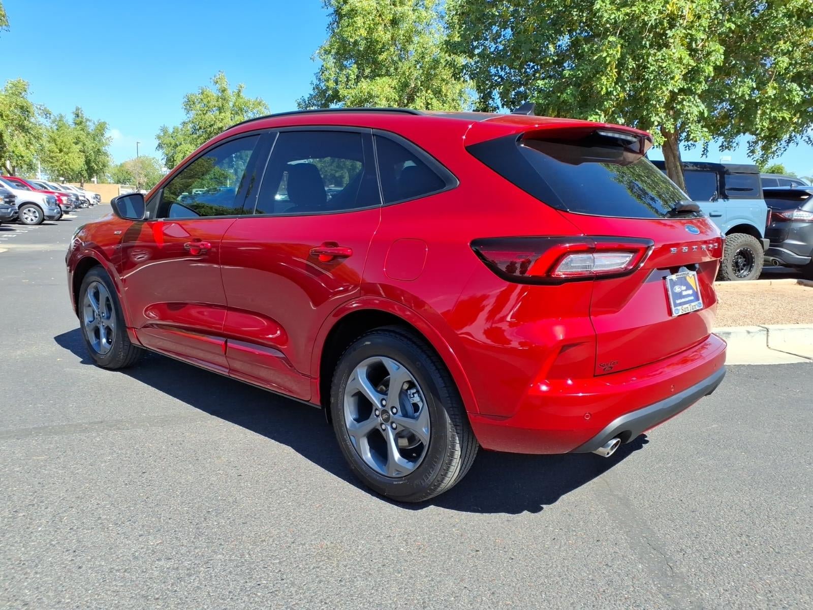 Certified 2024 Ford Escape ST-Line w/ Tech Pack #1 FWD image 6
