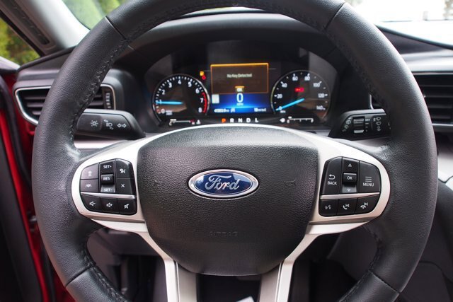 Certified 2024 Ford Explorer XLT w/ Equipment Group 202A AWD/4WD image 25