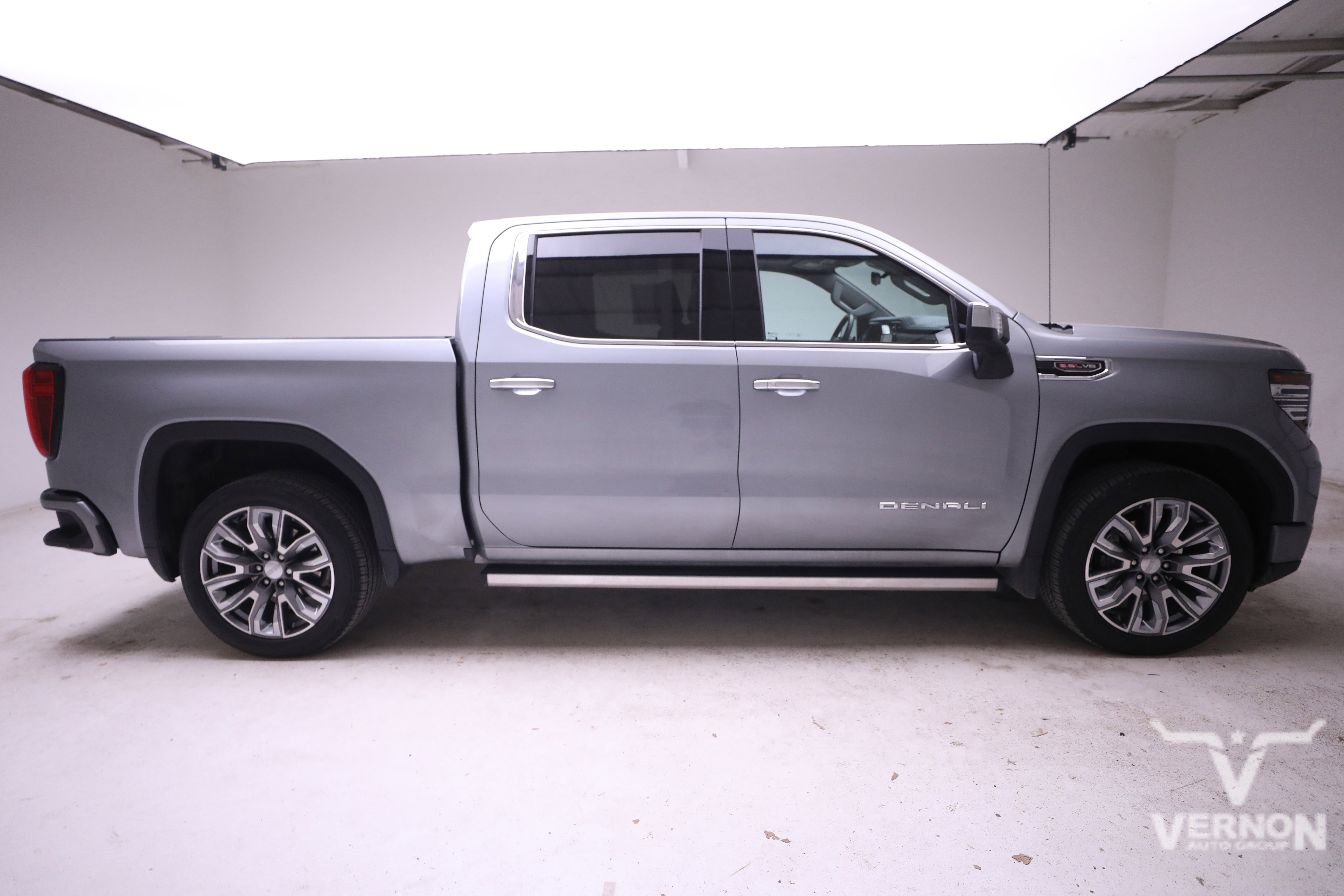 Used 2023 GMC Sierra 1500 Denali w/ Denali Reserve Package image 6