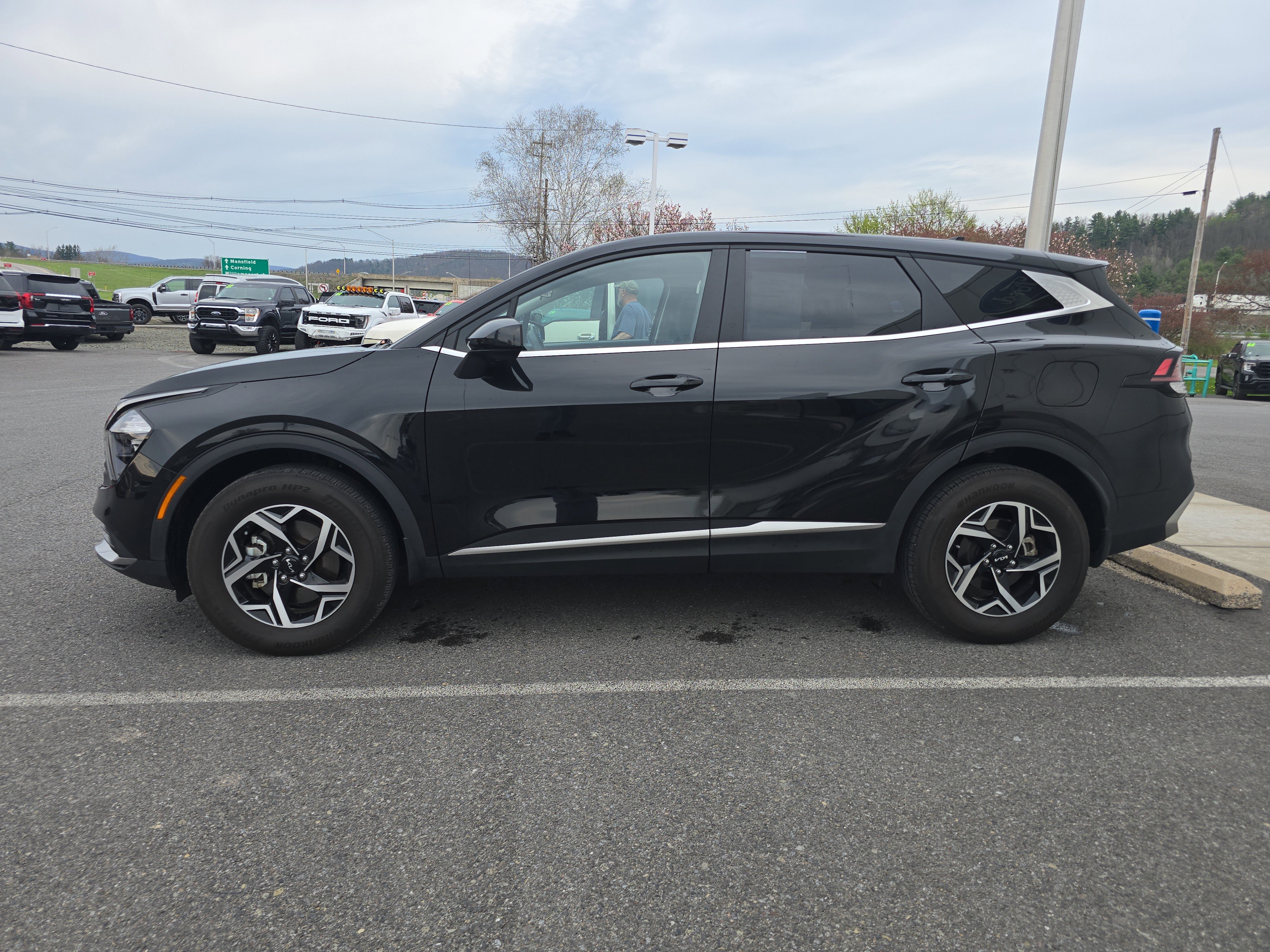 Used 2023 Kia Sportage LX AWD/4WD video 2