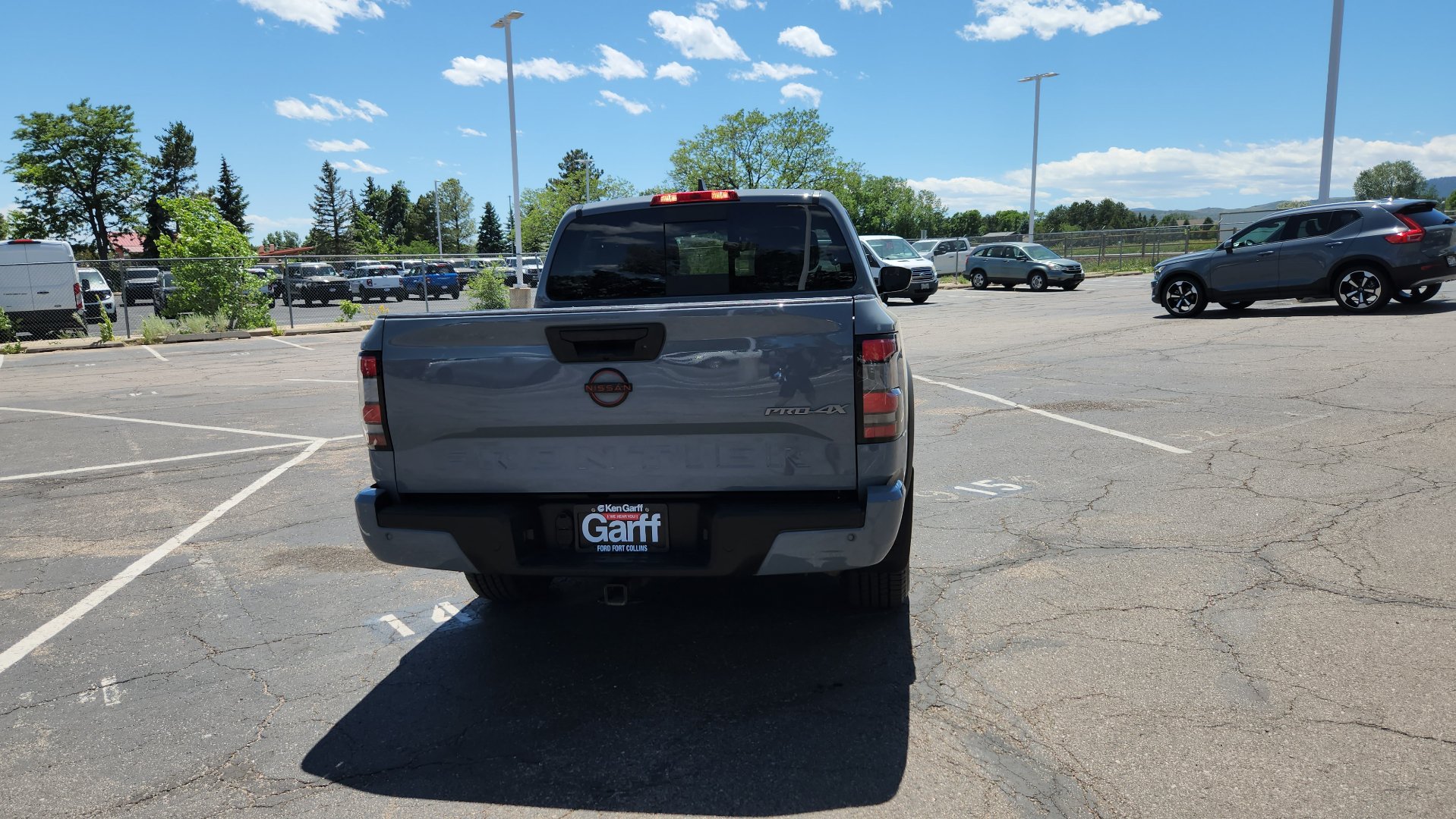 Used 2023 Nissan Frontier PRO-4X w/ Pro Convenience Package AWD/4WD image 10