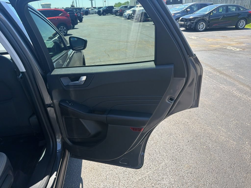 Certified 2021 Ford Escape SE FWD image 46