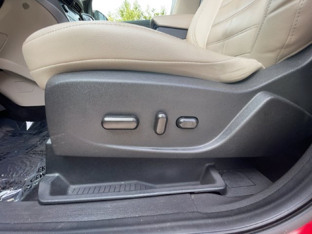 Certified 2018 Ford Escape SEL AWD/4WD image 13