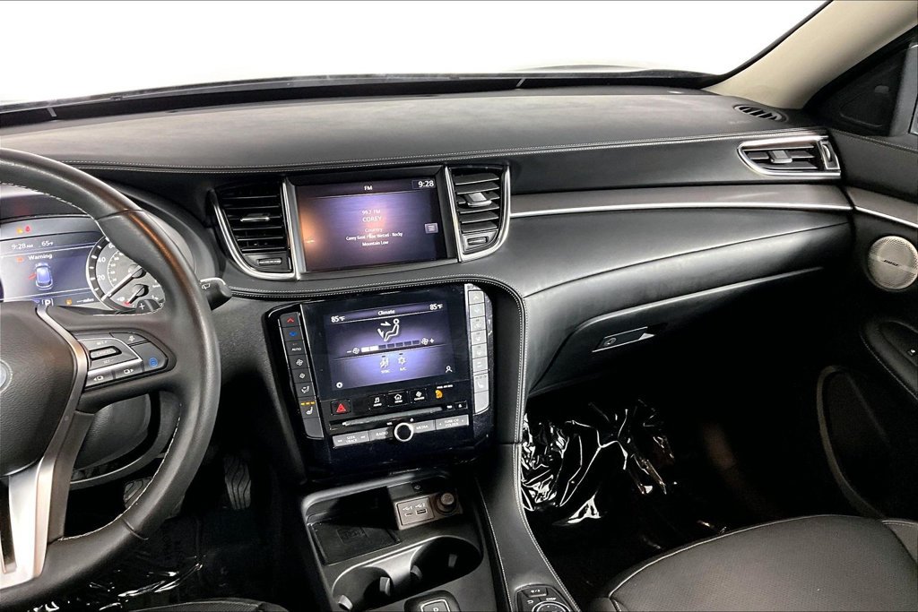 Used 2023 INFINITI QX50 Luxe w/ Cargo Package FWD image 6