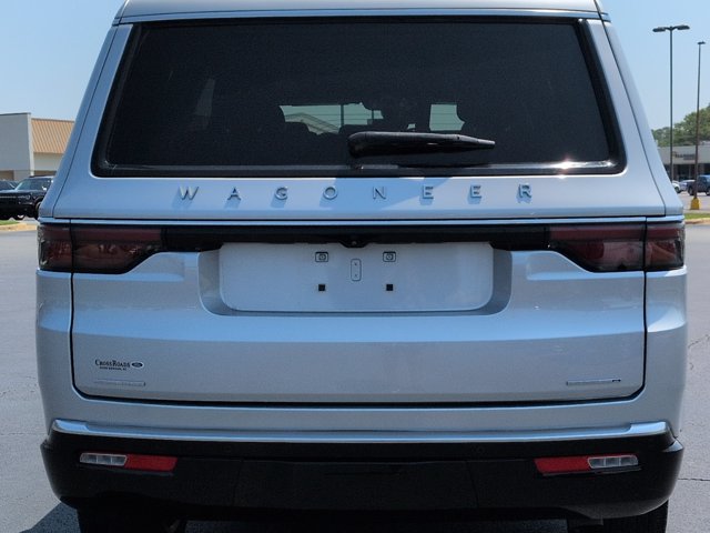 Used 2022 Jeep Wagoneer Series III w/ Premium Group I AWD/4WD image 5