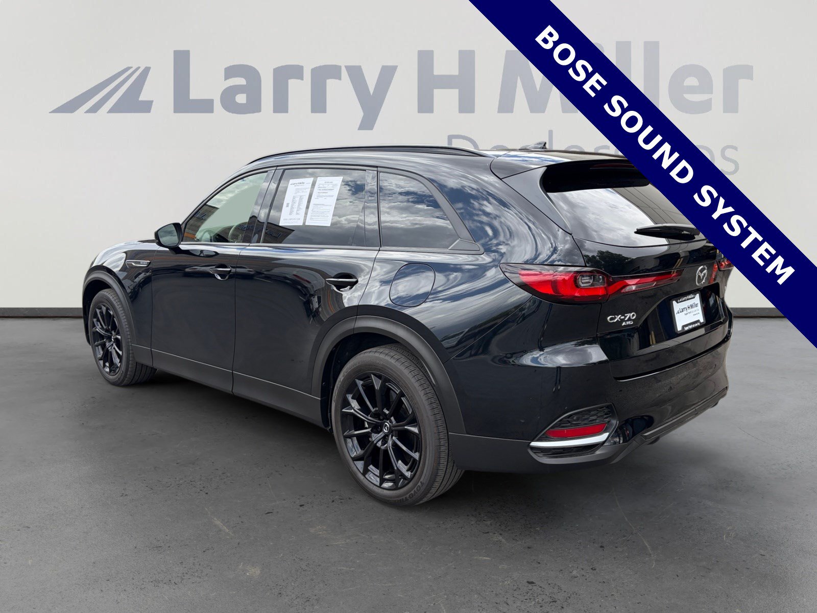 Used 2025 MAZDA CX-70 3.3 Turbo w/ Premium Package AWD/4WD image 3