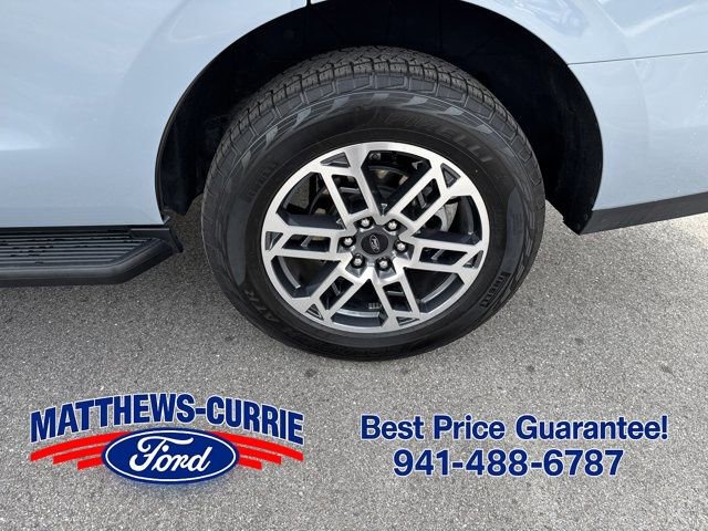 Certified 2025 Ford Expedition Active AWD/4WD image 17