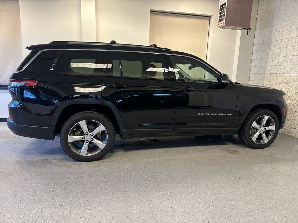 Used 2021 Jeep Grand Cherokee L Limited w/ Luxury Tech Group II image 8