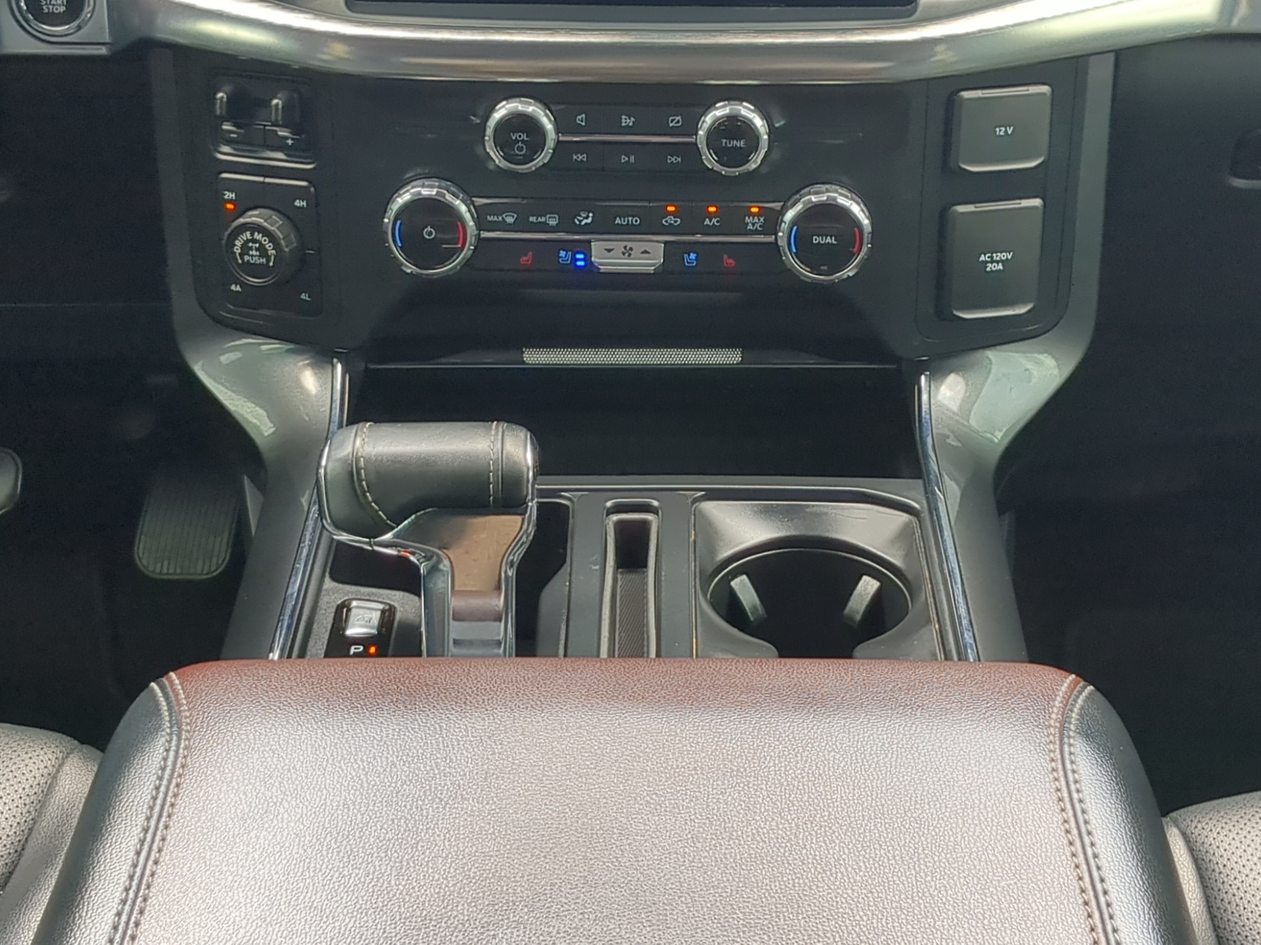 Certified 2022 Ford F150 Lariat AWD/4WD image 17