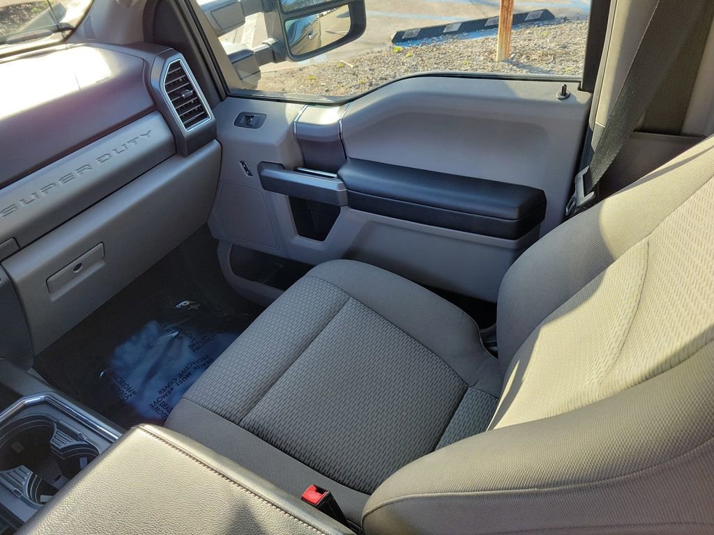 Certified 2021 Ford F250 XLT w/ XLT Premium Package image 18