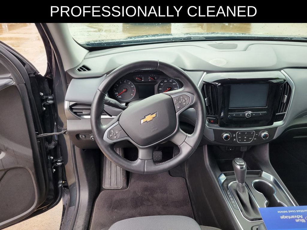 Used 2018 Chevrolet Traverse LT image 8