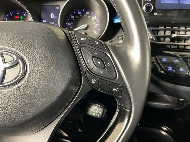 Used 2019 Toyota C-HR XLE image 24