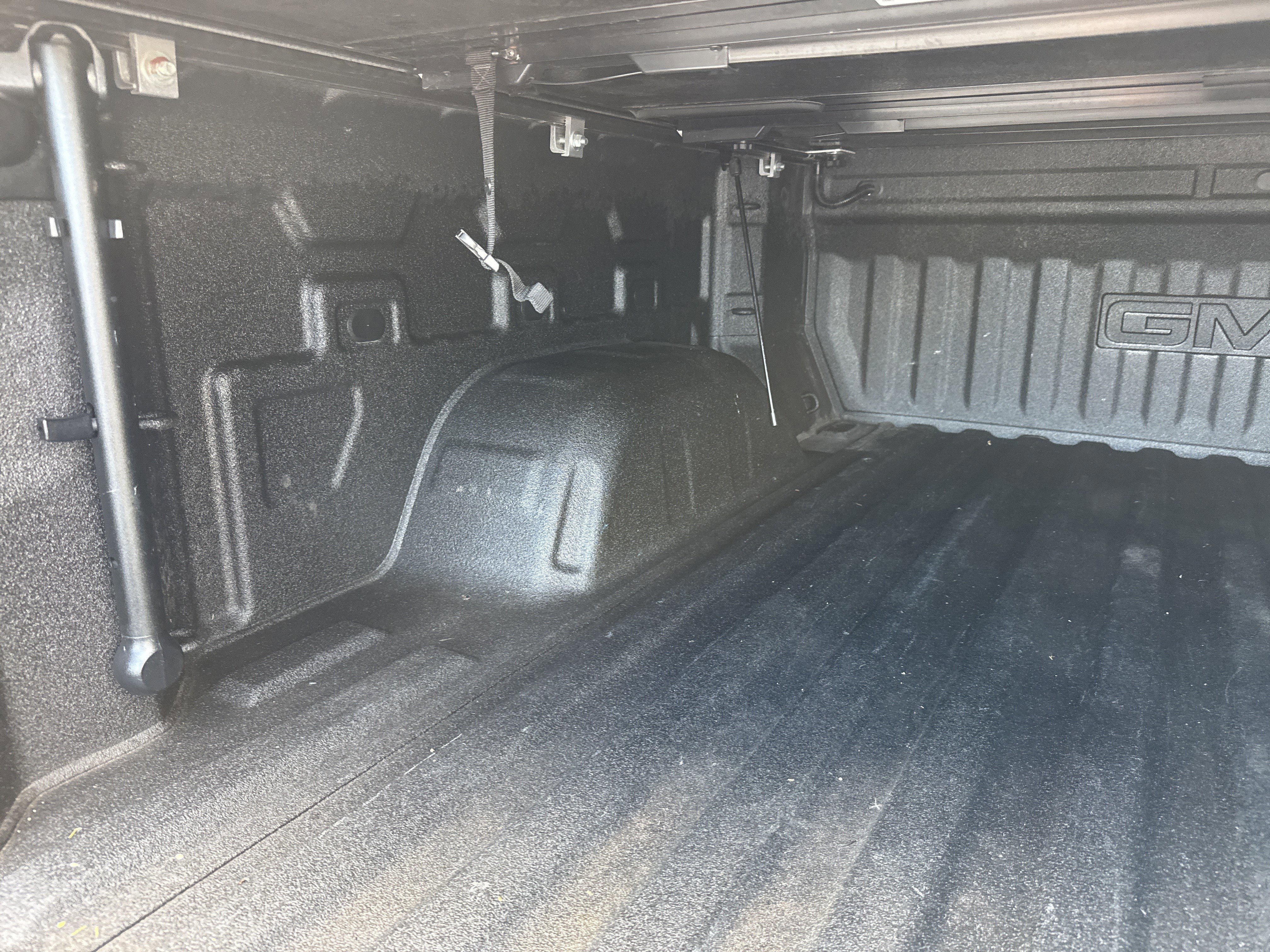 Used 2019 GMC Sierra 1500 SLT w/ SLT Premium Package image 30