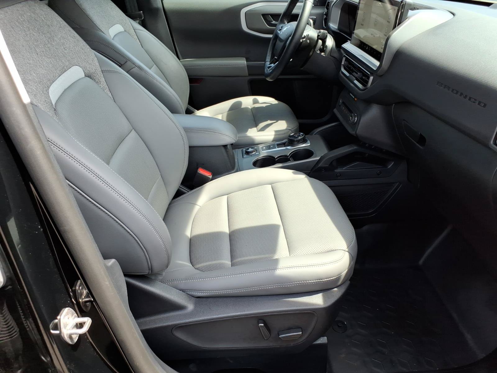Certified 2025 Ford Bronco Sport Badlands AWD/4WD image 8