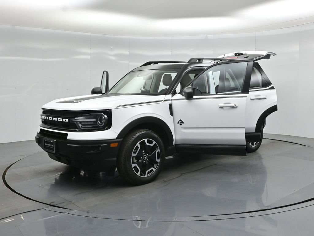 Certified 2024 Ford Bronco Sport Outer Banks w/ Topo Graphic Package AWD/4WD image 29