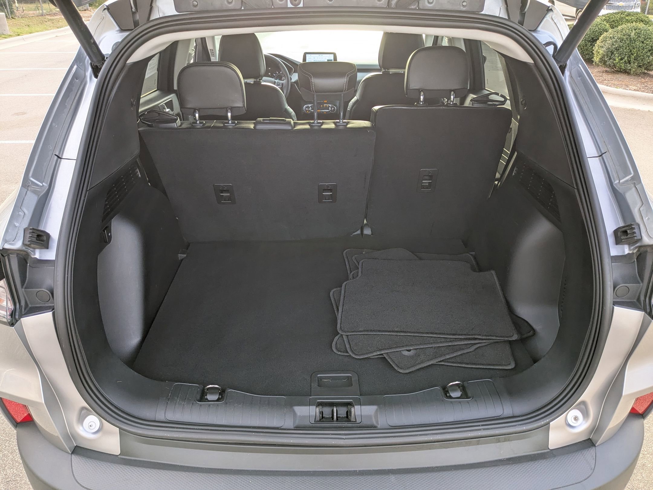 Certified 2022 Ford Escape SEL image 29