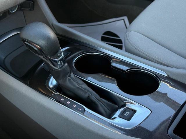 Used 2025 Chevrolet Malibu LT FWD image 19