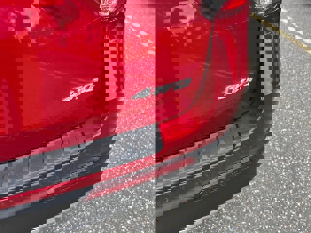 Certified 2022 Ford Explorer XLT w/ Equipment Group 202A image 26