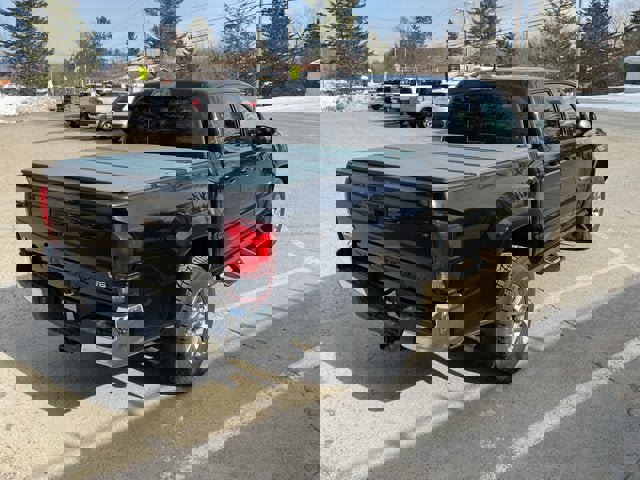 Used 2019 Toyota Tacoma SR5 AWD/4WD image 6