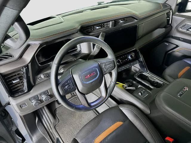 Used 2025 GMC Sierra 2500 AT4 w/ Technology Package AWD/4WD image 2